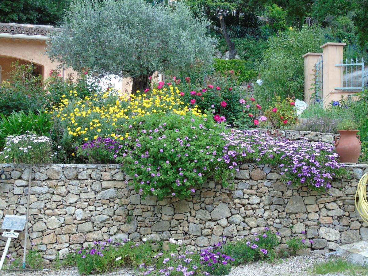 Mas Des Citronniers Bed & Breakfast Le Tignet Bagian luar foto